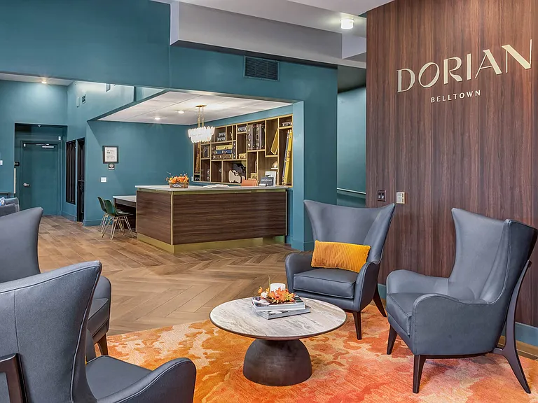 Dorian — Photo 29
