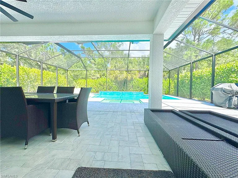 12667 Biscayne Ct — Photo 31