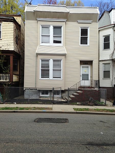 1st image of 259 N 19th St