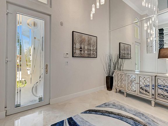 4th image of 1770 Bay Drive #1770