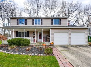 4384 Foresthill Rd, Stow, OH 44224