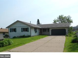 1780 Ruth St N, Maplewood, MN 55109