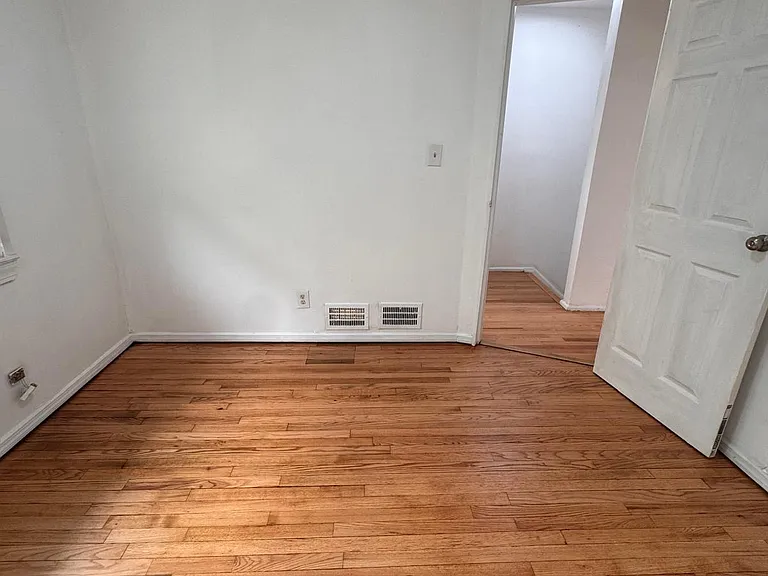46 N Gilmore Blvd — Photo 9