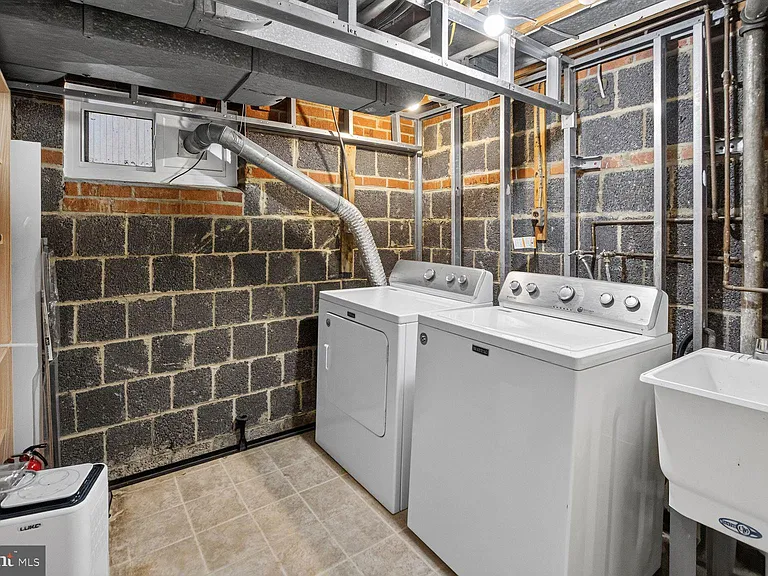 23 Underwood Pl — Photo 15