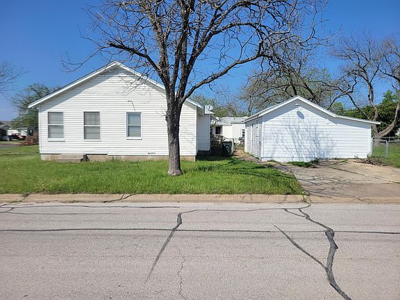 2nd image of 1117 S 51st St