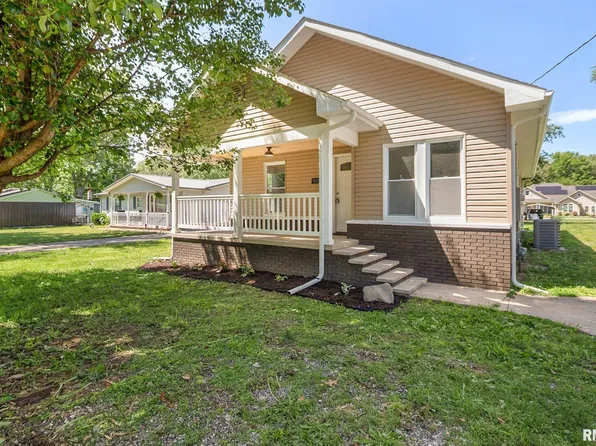 503 W Reed St, Benton, IL 62812