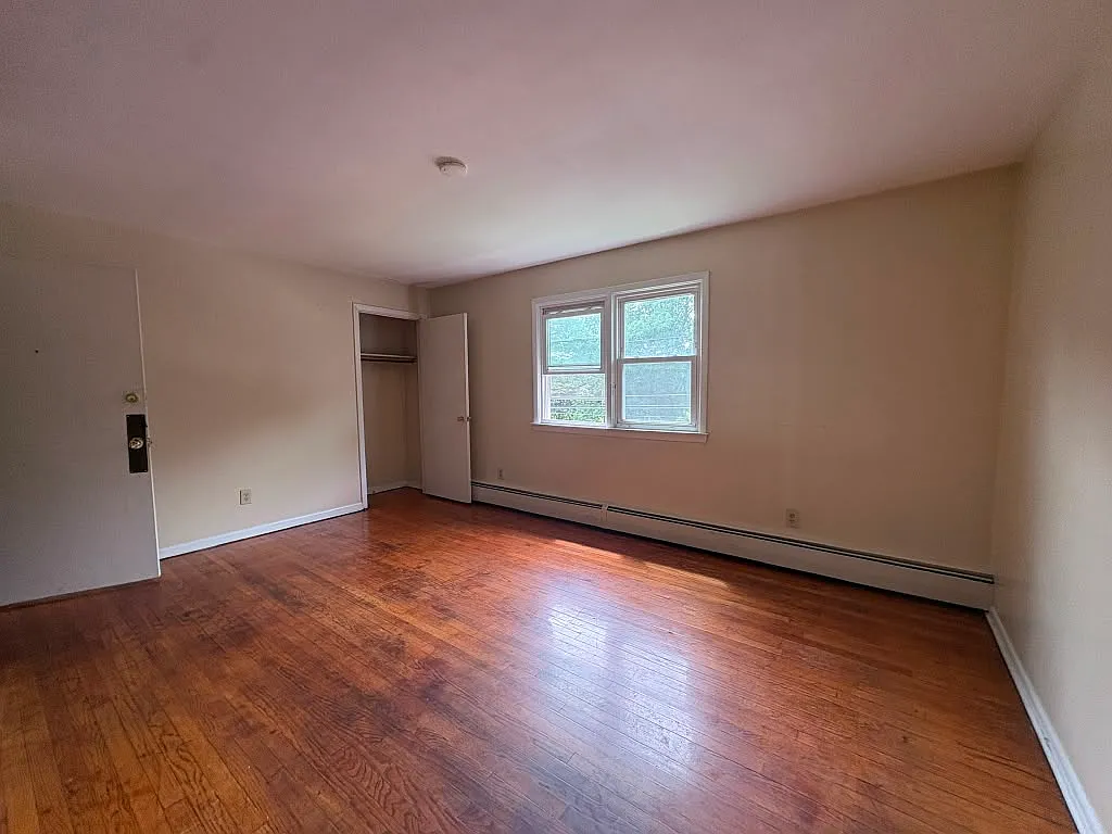2 bed, $1,575 — Photo 4