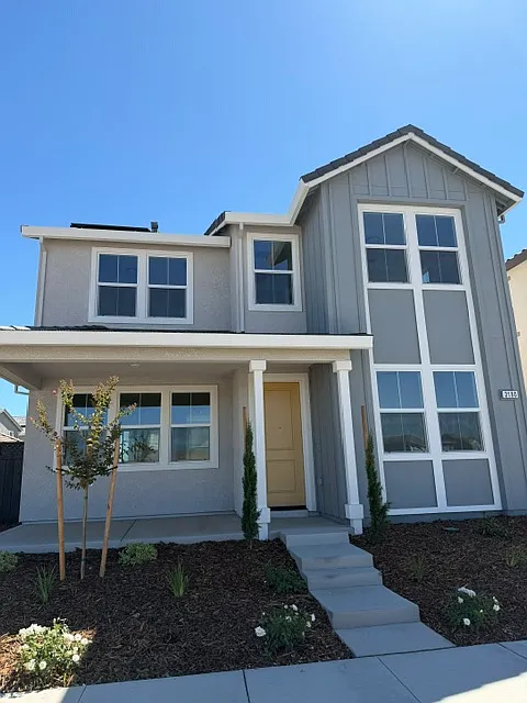 3190 Summit Dr