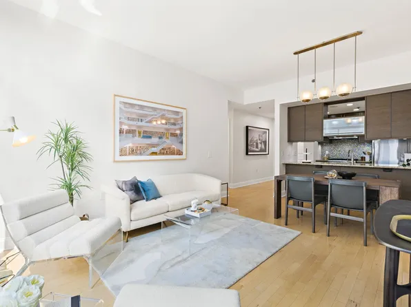 10 Regent St APT 817, Jersey City, NJ 07302