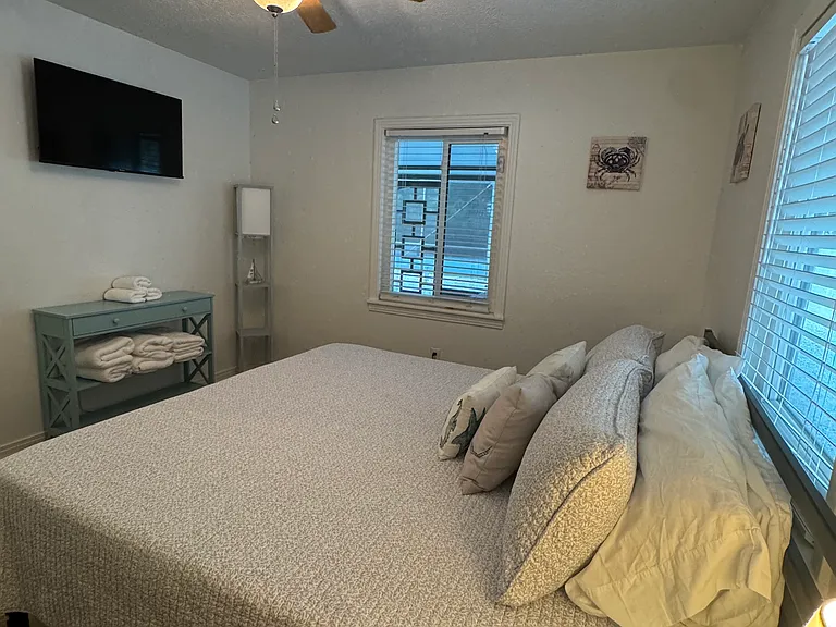 2183 Wisteria St — Photo 23