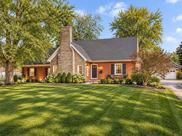 250 W Oakley Ave, Lowell, IN 46356