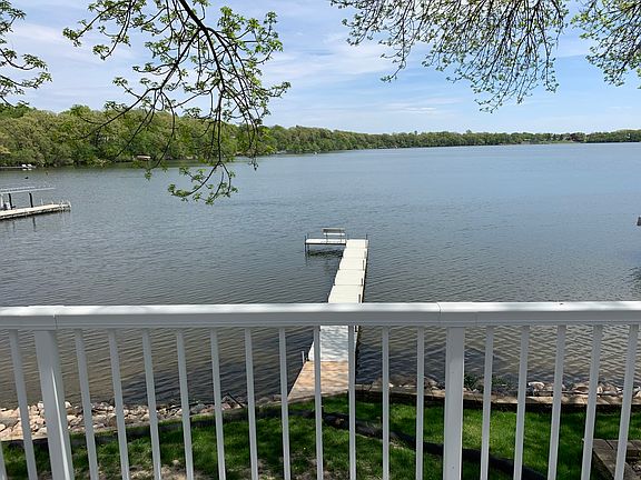 5th image of 627 Shoreacres Dr