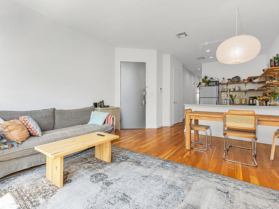 1st image of 325 Greene Ave APT 3B