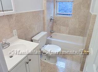 160 E 92nd St, New York, NY 10128