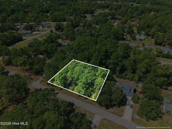128 Lousan Drive, Cape Carteret, NC 28584