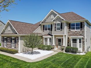 2276 Willow Pond Way, Grafton, WI 53024