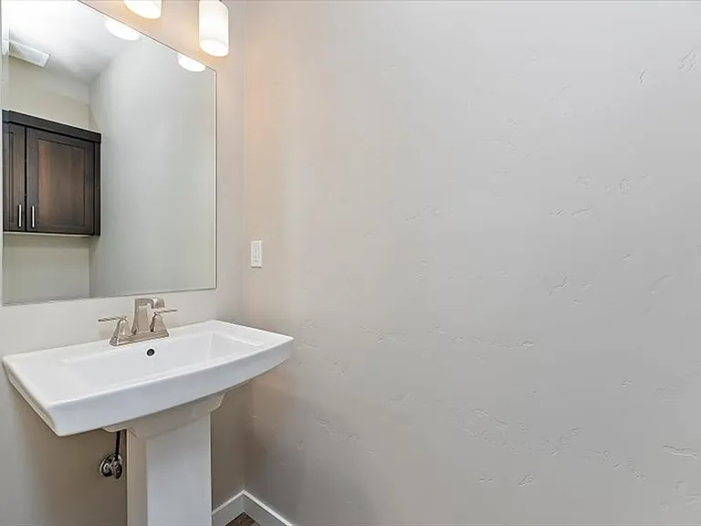 3093 N Summermoon Ave — Photo 38