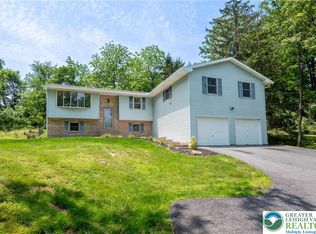 416 Owl Aly, Slatington, PA 18080