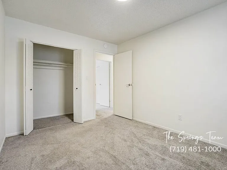 7240 Sullivan Cir — Photo 35