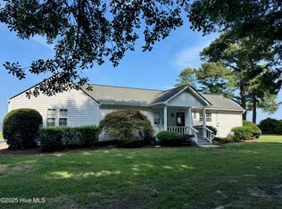 125 Courtney Ln, Moyock, NC 27958