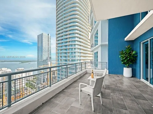 60 SW 13th St APT 4002, Miami, FL 33130