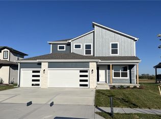 17749 Greeley St, Gardner, KS 66030