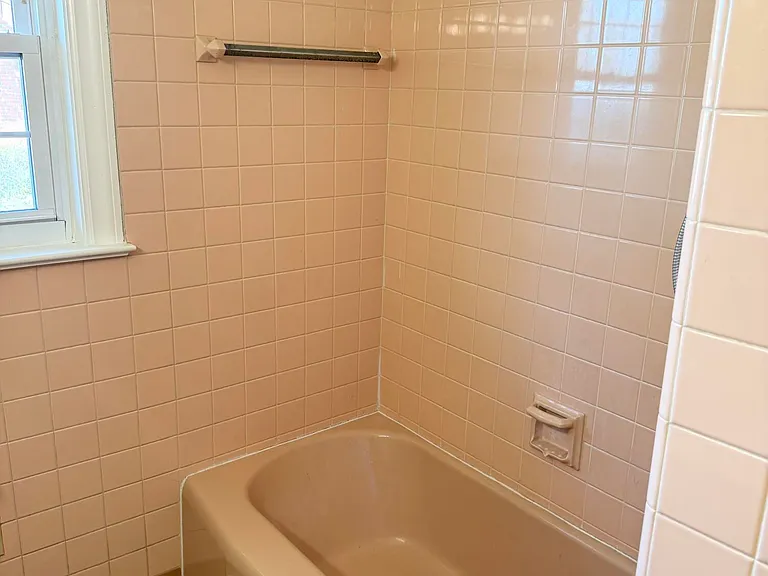 4254 Washington St — Photo 33