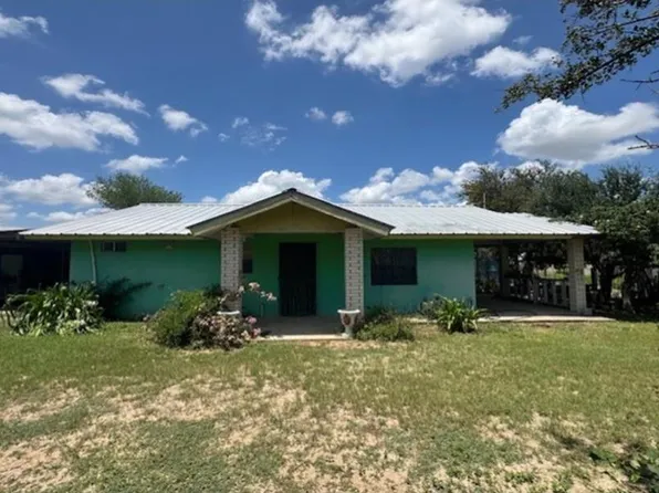 449 Las Comas Loop, Rio Grande City, TX 78582