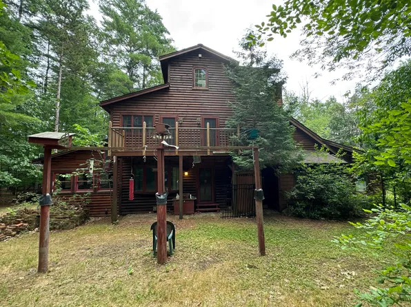 460 Fuller Rd, Peru, NY 12972