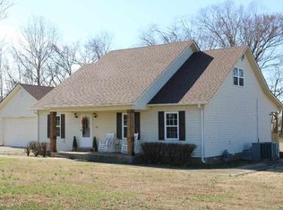 136 Narrow Gauge Rd, Trenton, TN 38382