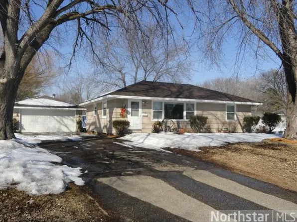 3700 Old Shakopee Rd W, Bloomington, MN 55431