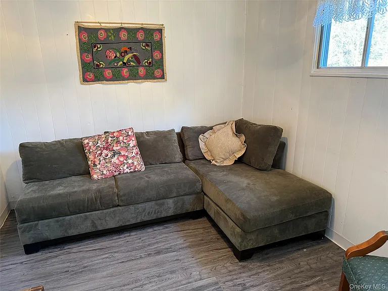 359 Masten Rd — Photo 11