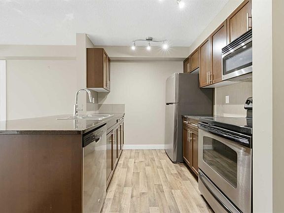 5th image of 625 S Glenbow Dr #1110
