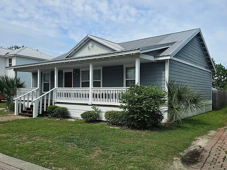 315 Gabrielle Ln — Photo 6