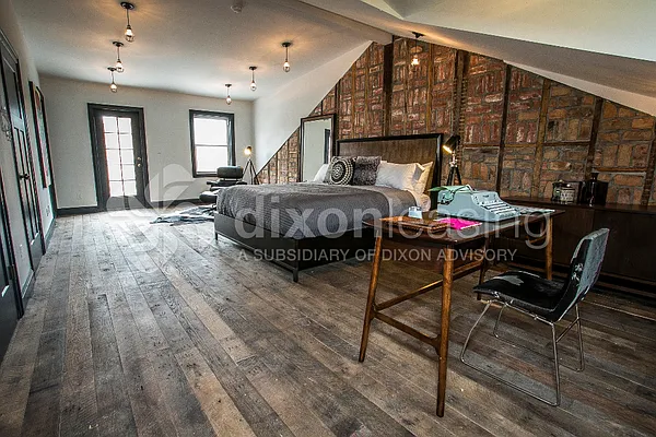 Rented by Dixon Advisory USA Inc. | media 22