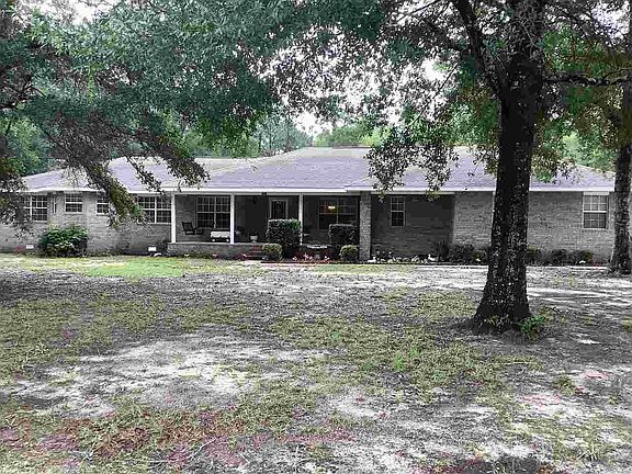 2nd image of 5561 Columbia Ave