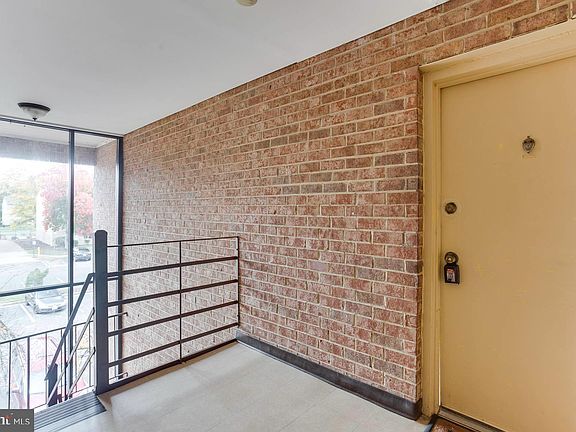 2nd image of 7981 Audubon Ave APT 301