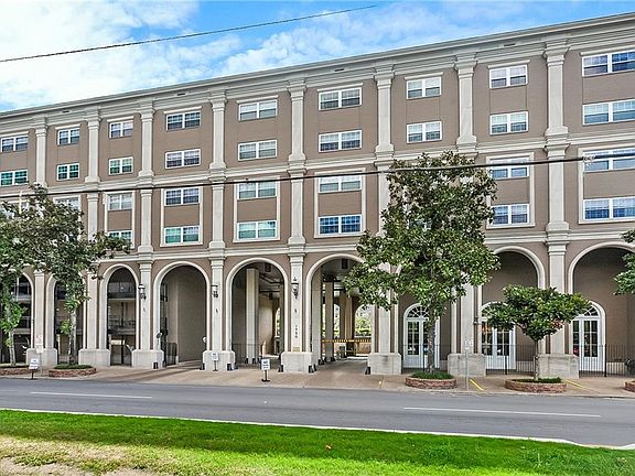 2nd image of 1750 Saint Charles Ave APT 339