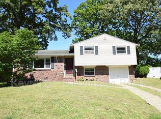8356 Capeview Ct, Norfolk, VA 23518
