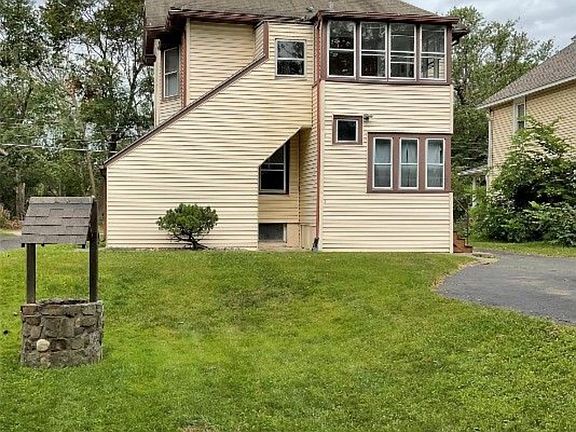 5th image of 614 Chenango St #1