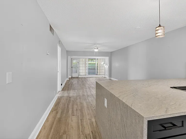 2401 Del Aire Blvd #101 — Photo 14