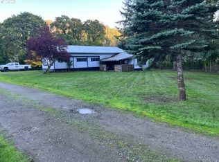 3197 Bilger Creek Rd, Myrtle Creek, OR 97457