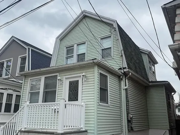 80 Sheridan Ave, Staten Island, NY 10305
