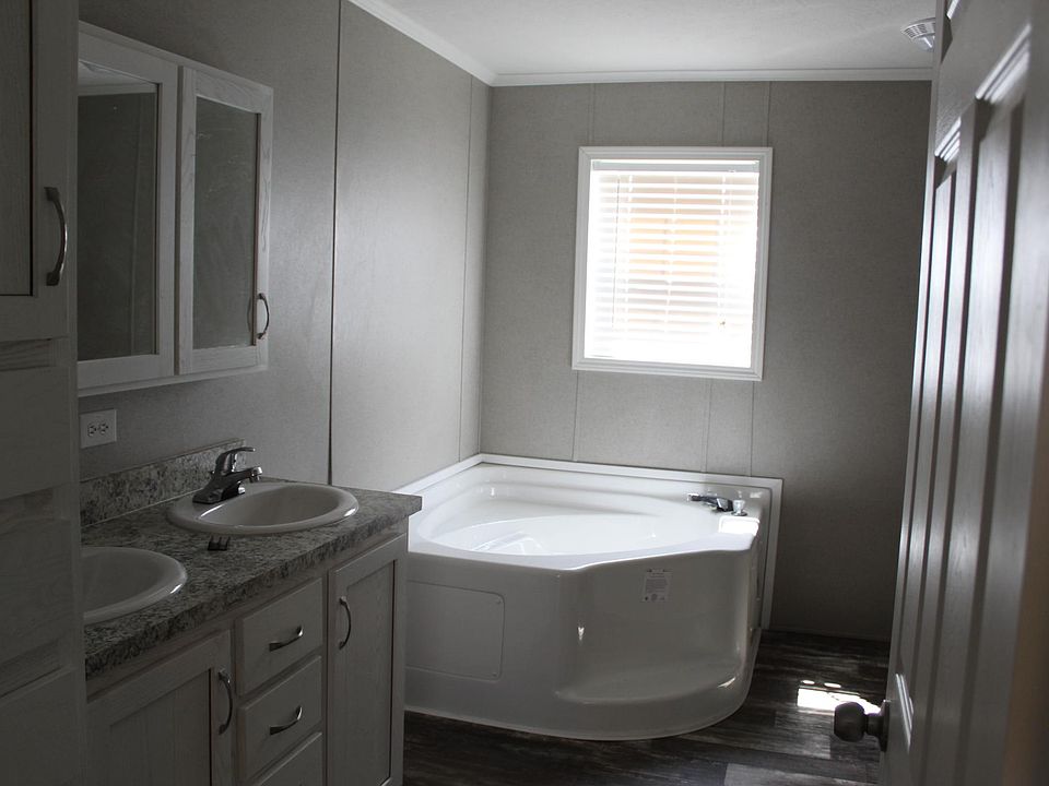 1st image of 46 Enderby Trl