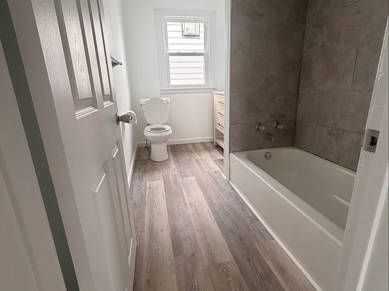 351 E Judson Ave — Photo 12