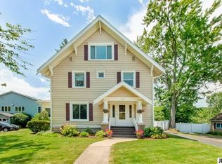 1306 Greenwood Ave, Jackson, MI 49203