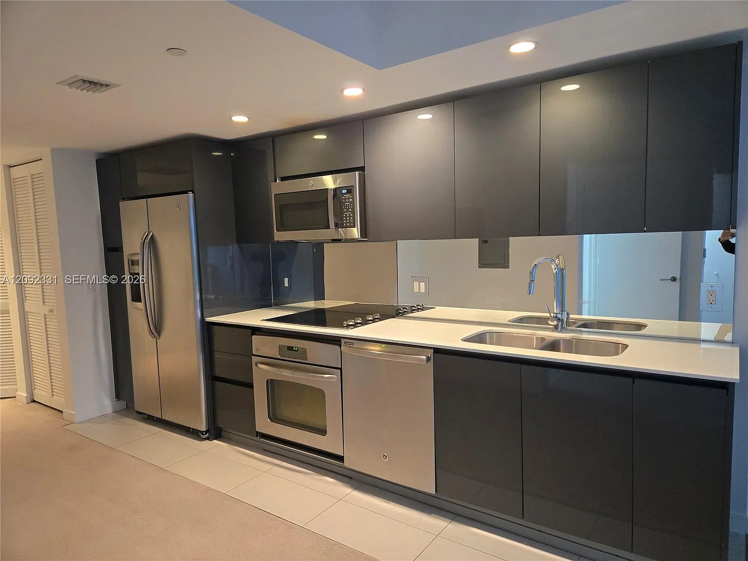 Mybrickell Condo — Photo 3