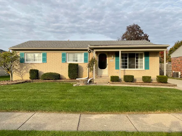 22516 Devonshire St, Woodhaven, MI 48183