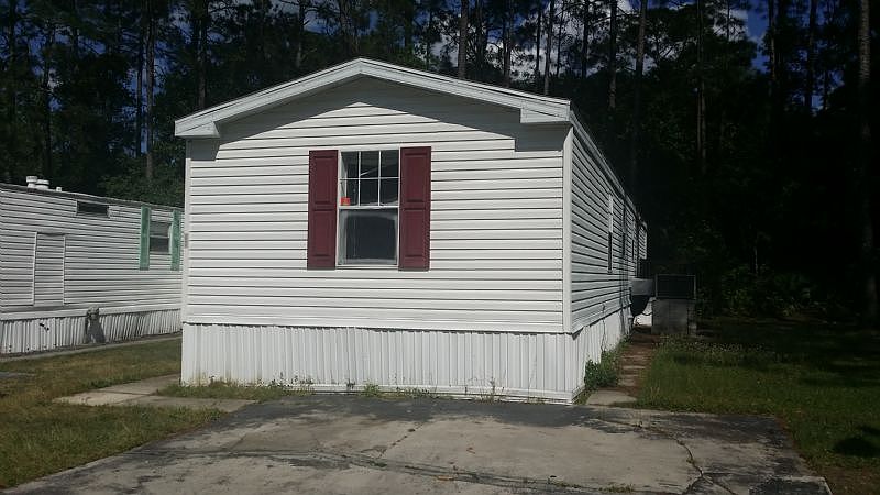 2nd image of 9380 103rd St #28Y28B