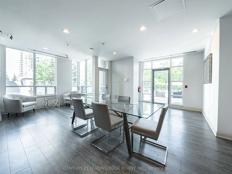 17 Barberry Pl #808 — Photo 44
